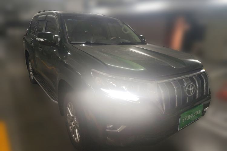 Used Toyota Prado 2018 3.5L Automatic VX NAVI with Rear-Mounted Spare Tire Front Right 45 Deg