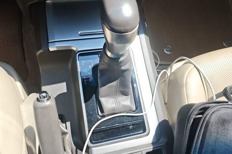 Used Toyota Prado 2018 3.5L Automatic TX-L NAVI with Rear-Mounted Spare Tire Gear Lever