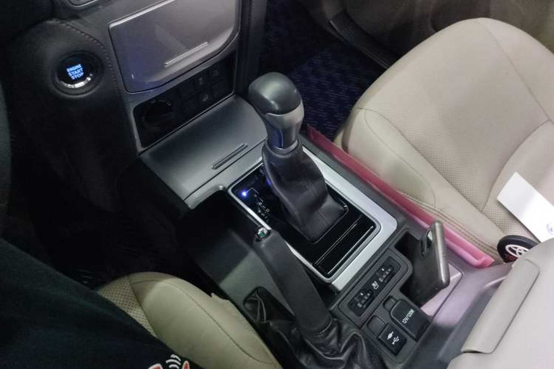 Used Toyota Prado 2018 3.5L Automatic TX-L NAVI with Rear-Mounted Spare Tire Gear Lever
