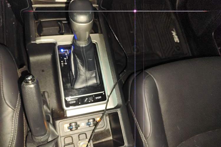Used Toyota Prado 2018 3.5L Automatic VX NAVI Gear Lever