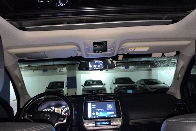 Used Toyota Prado 2018 3.5L Automatic TX-L Headliner