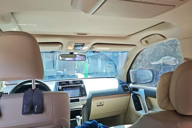 Used Toyota Prado 2018 3.5L Automatic TX-L NAVI with Rear-Mounted Spare Tire Headliner