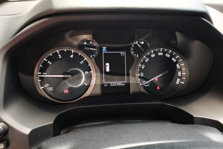 Used Toyota Prado 2018 3.5L Automatic TX-L NAVI with Rear-Mounted Spare Tire Instrument Cluster
