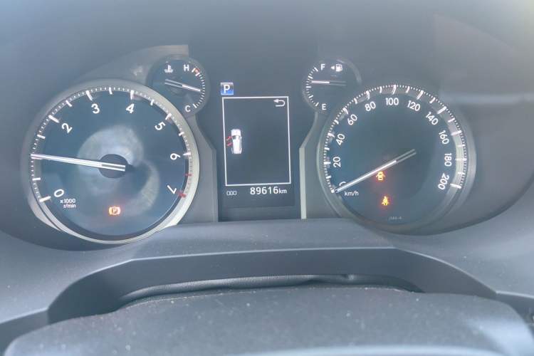 Used Toyota Prado 2018 3.5L Automatic TX-L Instrument Cluster