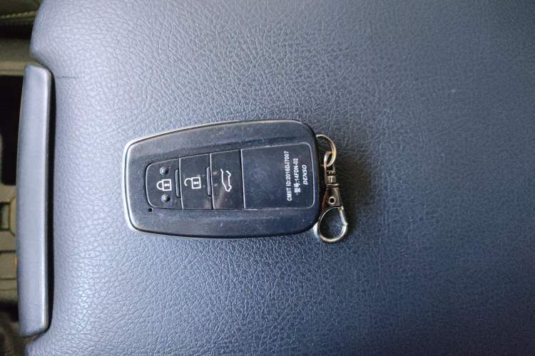 Used Toyota Prado 2018 3.5L Automatic TX-L NAVI Interior 1