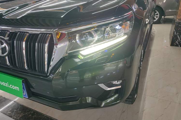 Used Toyota Prado 2018 3.5L Automatic TX-L with Rear-Mounted Spare Tire Left Front Headlight