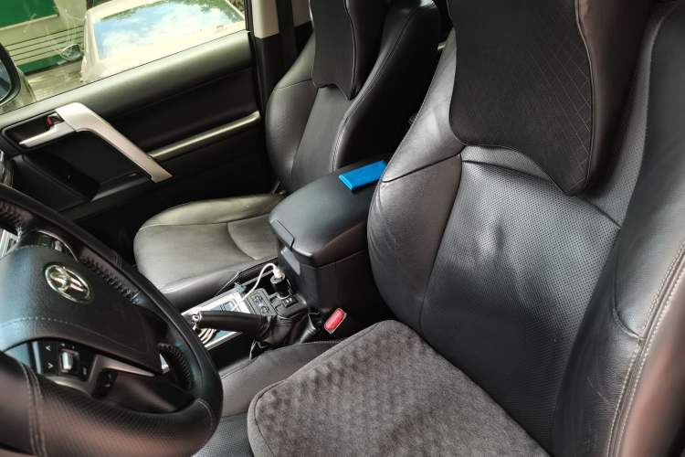 Used Toyota Prado 2018 3.5L Automatic TX-L NAVI with Rear-Mounted Spare Tire Left Front Seat