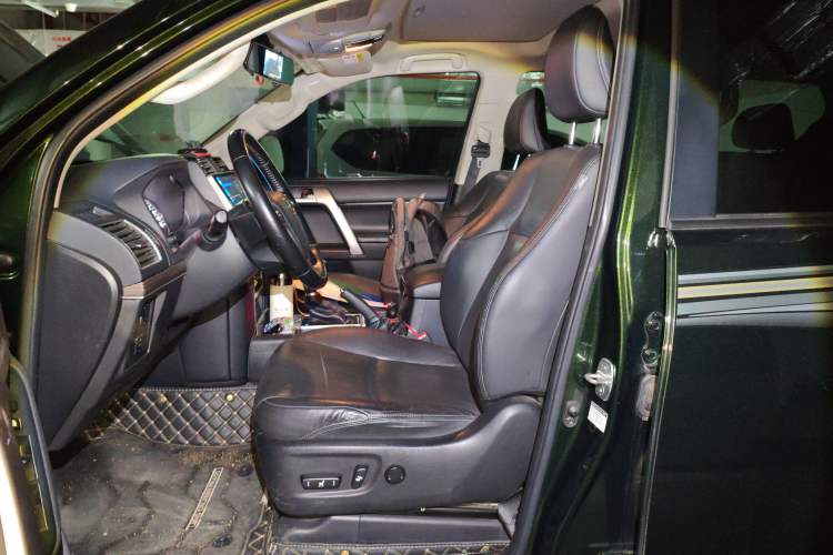 Used Toyota Prado 2018 3.5L Automatic TX-L Left Front Seat