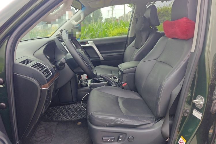 Used Toyota Prado 2018 3.5L Automatic TX-L with Rear-Mounted Spare Tire Left Front Seat