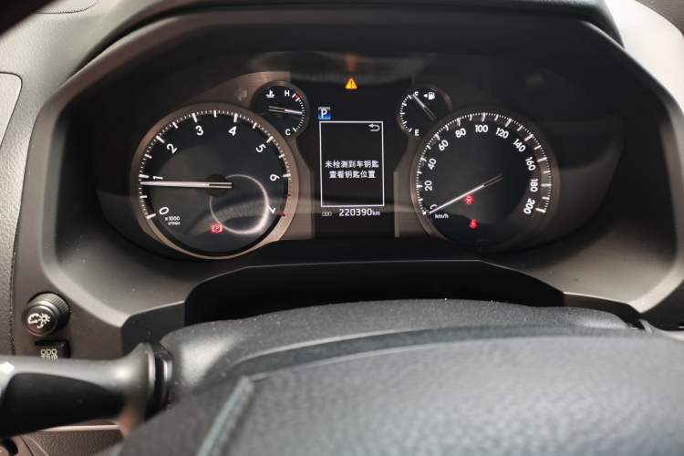 Used Toyota Prado 2018 3.5L Automatic TX-L NAVI with Rear-Mounted Spare Tire Odometer Close Up