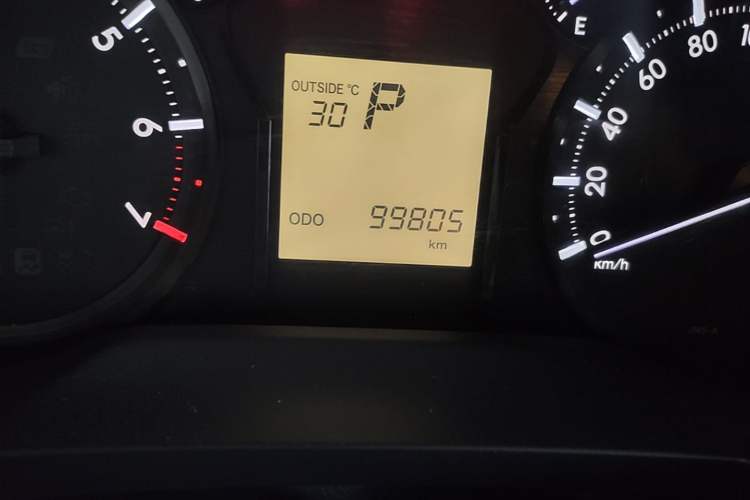 Used Toyota Prado 2018 3.5L Automatic TX Odometer Close Up