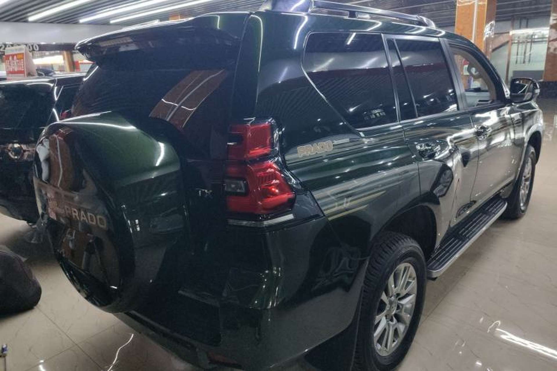 Used Toyota Prado 2018 3.5L Automatic TX-L NAVI with Rear-Mounted Spare Tire Rear Right 45 Deg