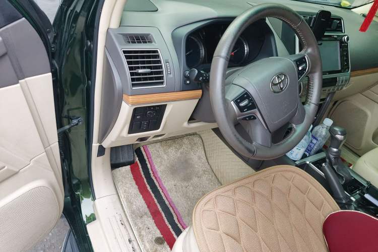 Used Toyota Prado 2018 3.5L Automatic TX-L with Rear-Mounted Spare Tire Steering Wheel