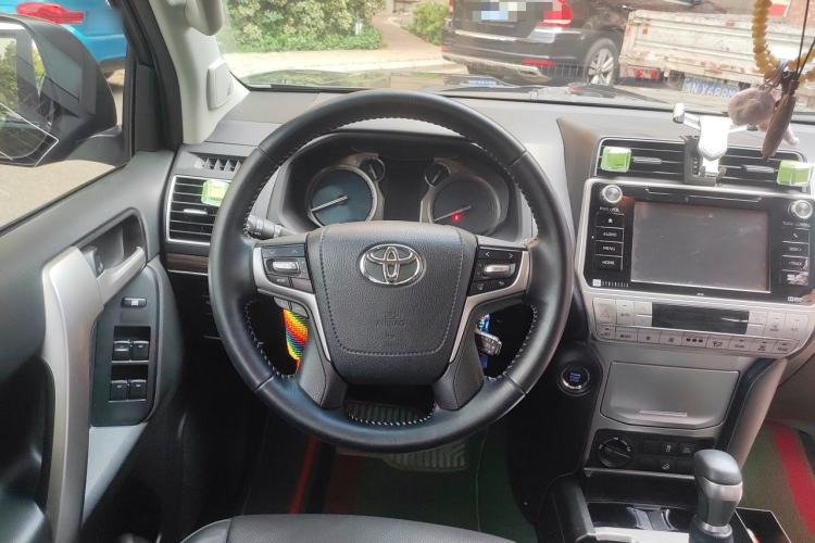 Used Toyota Prado 2018 3.5L Automatic TX-L NAVI Steering Wheel