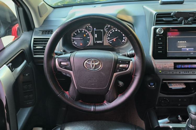 Used Toyota Prado 2018 3.5L Automatic TX-L Steering Wheel