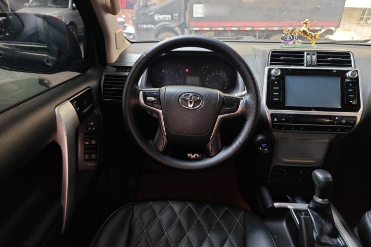 Used Toyota Prado 2018 3.5L Automatic SX Steering Wheel