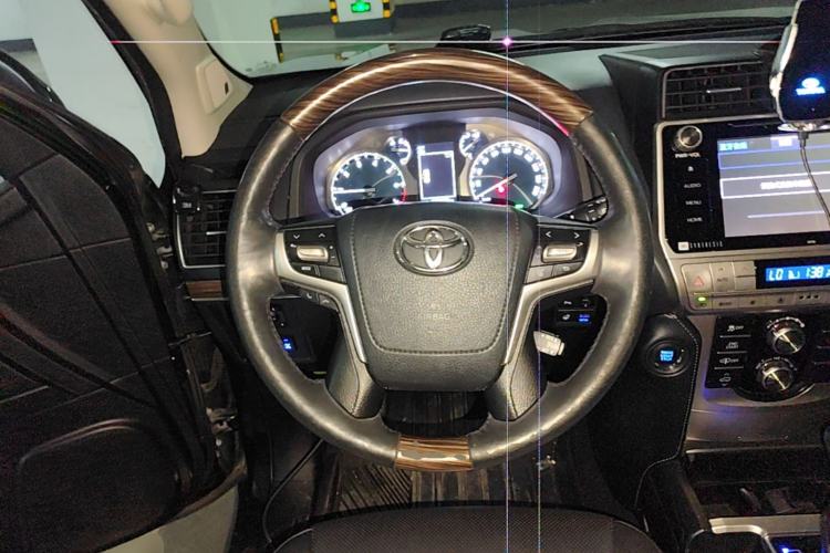 Used Toyota Prado 2018 3.5L Automatic VX NAVI Steering Wheel