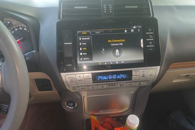 Used Toyota Prado  Audio And AC Panel