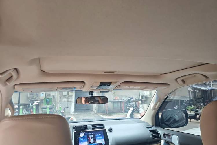 Used Toyota Prado  Headliner