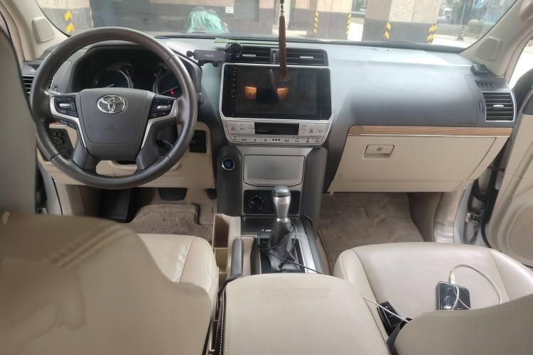 Used Toyota Prado 2018 3.5L Automatic TX-L Interior 2