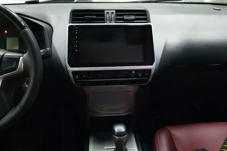 Used Toyota Prado  Audio And AC Panel