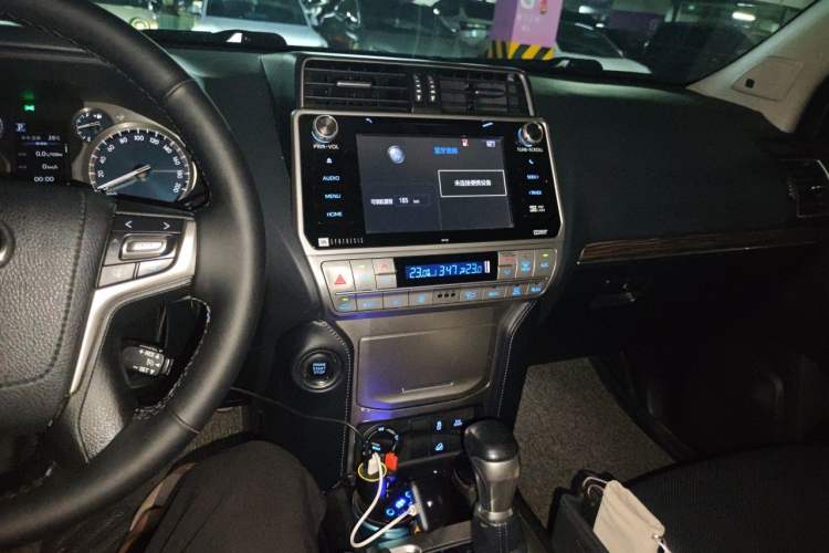 Used Toyota Prado 2018 3.5L Automatic TX-L NAVI Audio And AC Panel