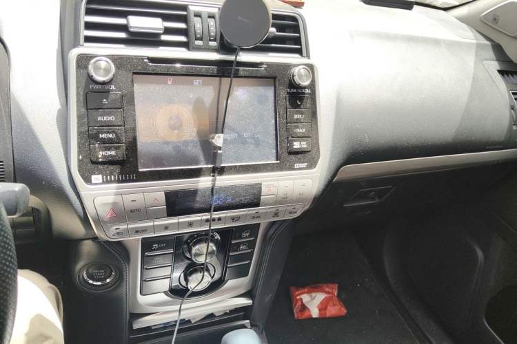 Used Toyota Prado 2018 3.5L Automatic VX NAVI Audio And AC Panel