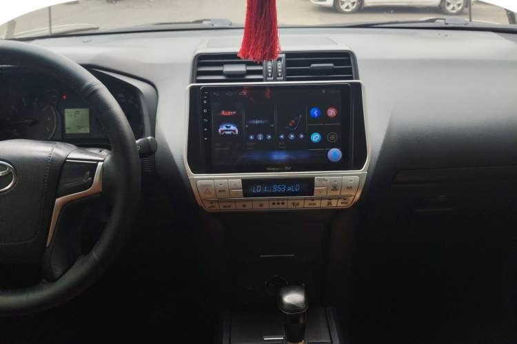 Used Toyota Prado  Audio And AC Panel