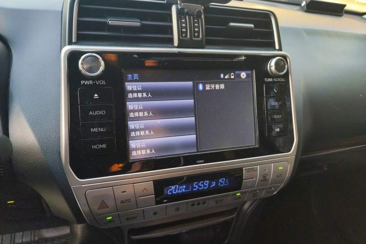 Used Toyota Prado 2018 3.5L Automatic TX-L with Rear-Mounted Spare Tire Audio And AC Panel