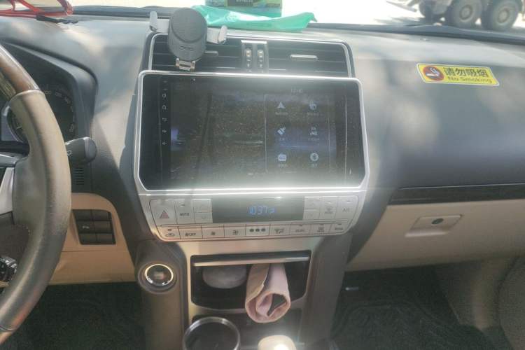 Used Toyota Prado 2018 4.0L TXL Nine Airbags External Mount – Middle East Version Audio And AC Panel