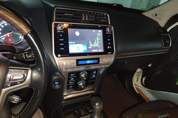 Used Toyota Prado 2018 3.5L Automatic VX NAVI Audio And AC Panel