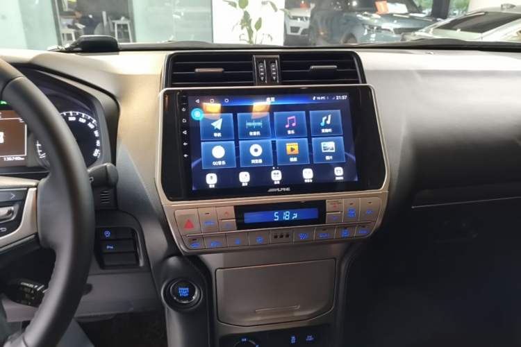 Used Toyota Prado 2018 3.5L Automatic TX-L Audio And AC Panel