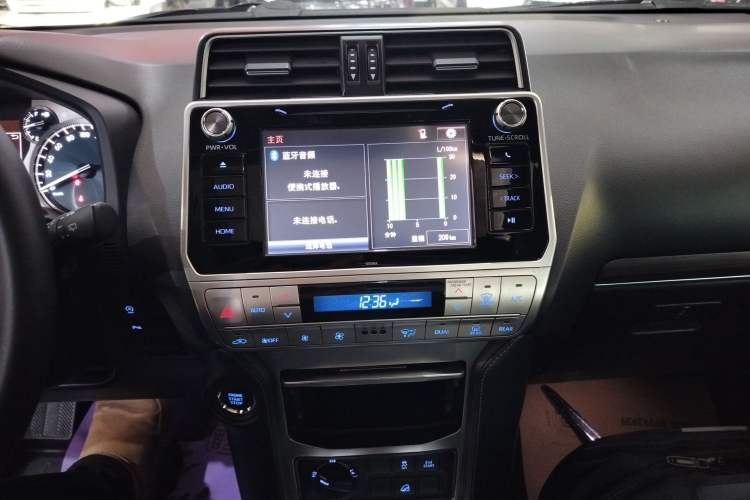 Used Toyota Prado 2018 3.5L Automatic TX-L with Rear-Mounted Spare Tire Audio And AC Panel