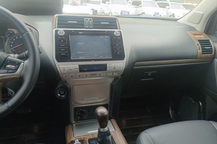 Used Toyota Prado 2018 3.5L Automatic TX-L Audio And AC Panel