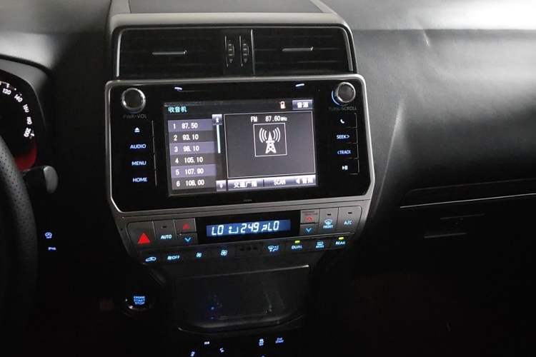 Used Toyota Prado 2018 3.5L Automatic TX-L with Rear-Mounted Spare Tire Audio And AC Panel