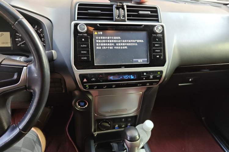 Used Toyota Prado 2018 3.5L Automatic SX Audio And AC Panel