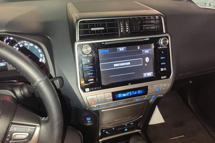Used Toyota Prado 2018 3.5L Automatic TX-L NAVI with Rear-Mounted Spare Tire Audio And AC Panel