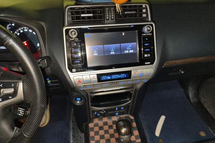 Used Toyota Prado 2018 3.5L Automatic TX-L NAVI with Rear-Mounted Spare Tire Audio And AC Panel