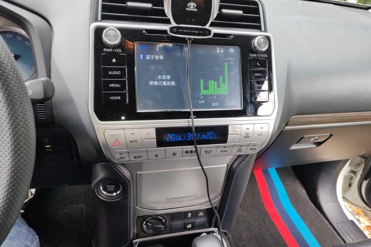 Used Toyota Prado 2018 3.5L Automatic TX-L Audio And AC Panel