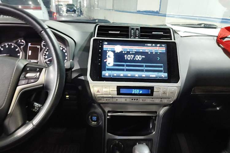 Used Toyota Prado 2018 3.5L Automatic TX-L Audio And AC Panel