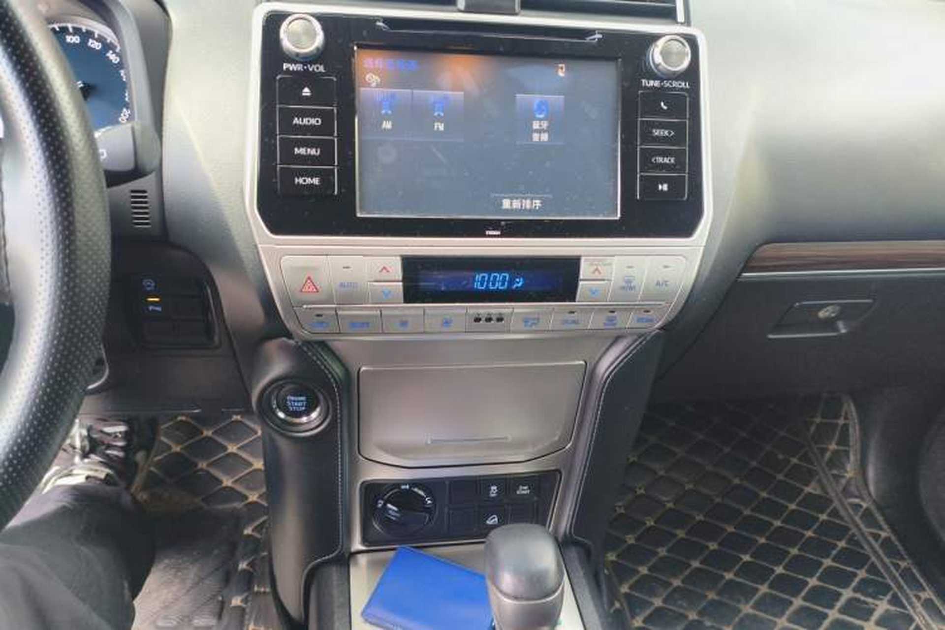 Used Toyota Prado 2018 3.5L Automatic TX-L with Rear-Mounted Spare Tire Audio And AC Panel