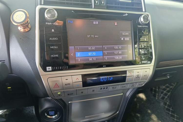 Used Toyota Prado 2018 3.5L Automatic TX-L NAVI with Rear-Mounted Spare Tire Audio And AC Panel