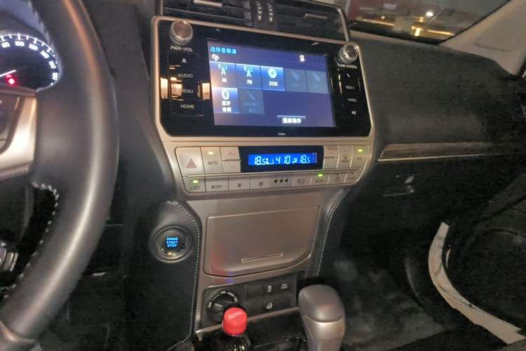Used Toyota Prado 2018 3.5L Automatic TX-L Audio And AC Panel