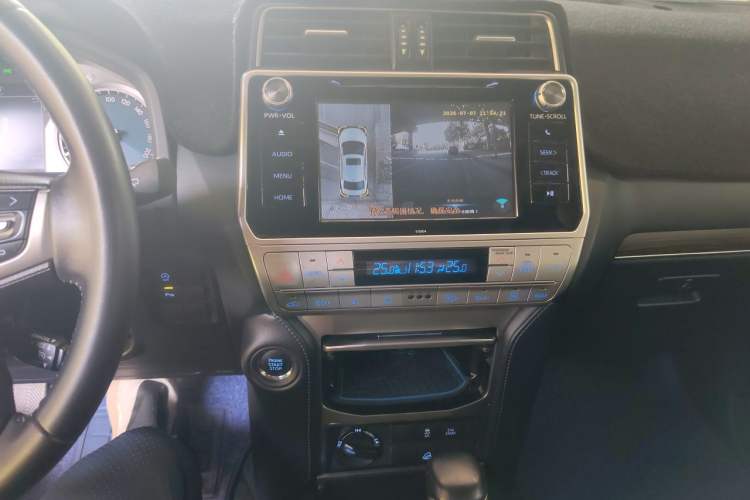 Used Toyota Prado 2018 3.5L Automatic TX-L with Rear-Mounted Spare Tire Audio And AC Panel