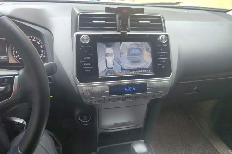 Used Toyota Prado 2018 3.5L Automatic TX Audio And AC Panel