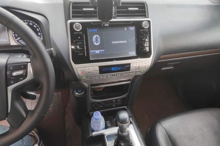 Used Toyota Prado 2018 3.5L Automatic TX-L with Rear-Mounted Spare Tire Audio And AC Panel