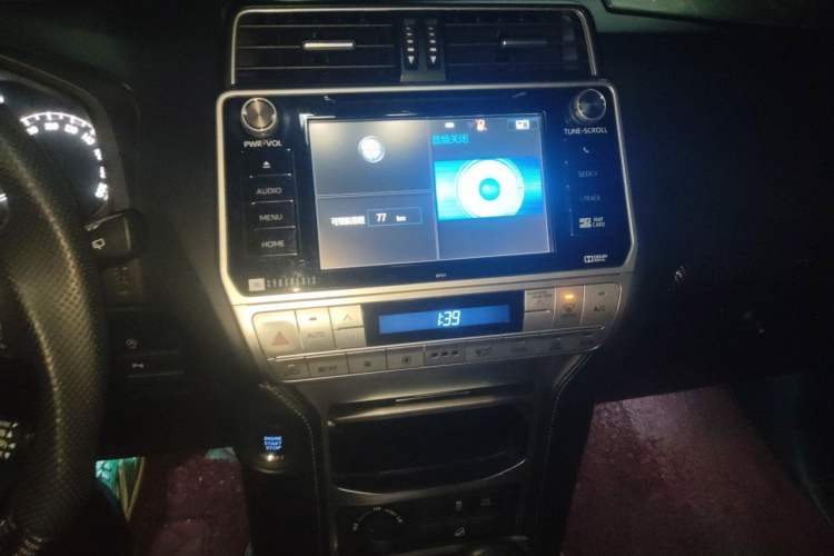 Used Toyota Prado 2018 3.5L Automatic TX-L NAVI with Rear-Mounted Spare Tire Audio And AC Panel