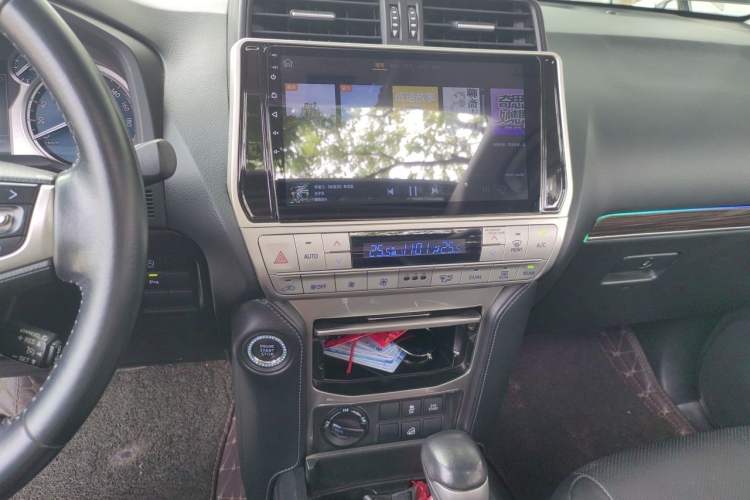 Used Toyota Prado 2018 3.5L Automatic TX-L NAVI with Rear-Mounted Spare Tire Audio And AC Panel