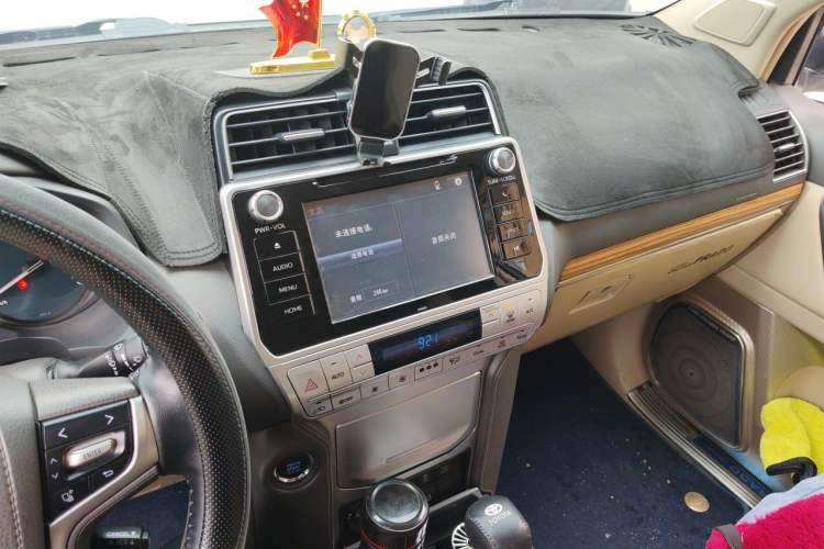 Used Toyota Prado 2018 3.5L Automatic TX-L with Rear-Mounted Spare Tire Audio And AC Panel
