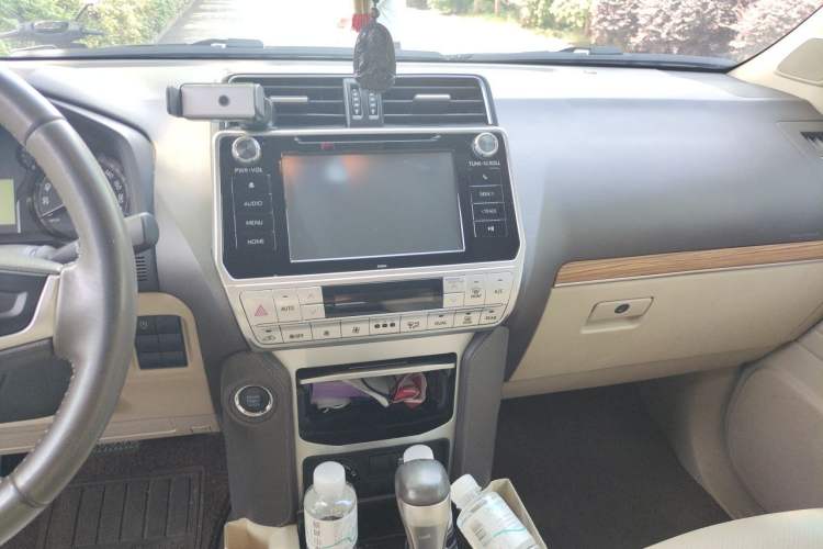 Used Toyota Prado 2018 3.5L Automatic TX Audio And AC Panel